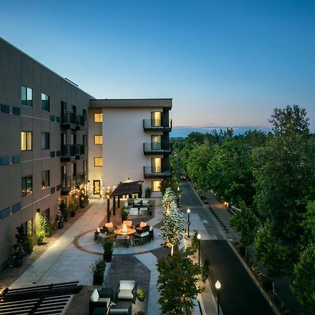 Courtyard By Marriott Corvallis Exterior photo