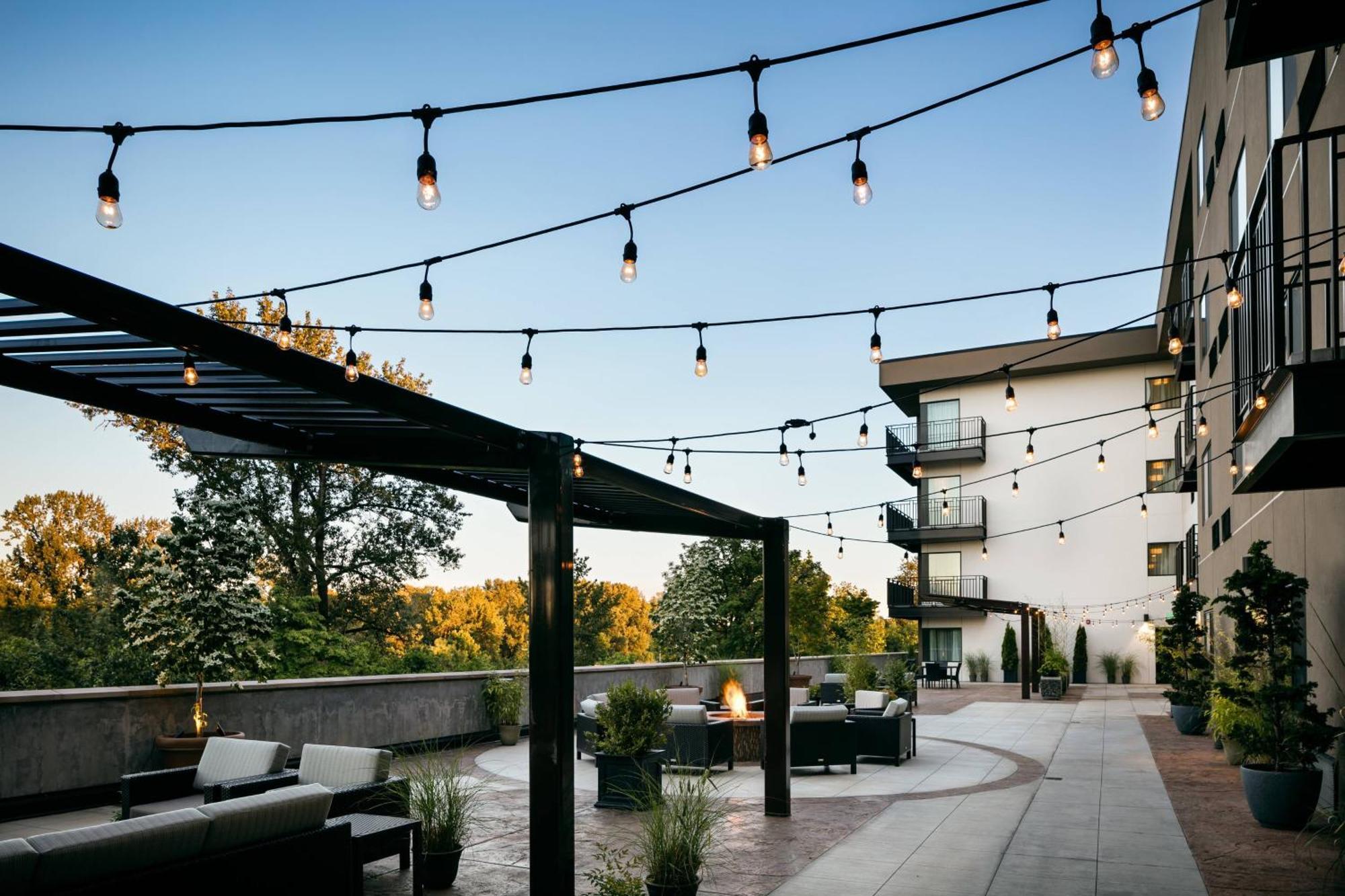 Courtyard By Marriott Corvallis Exterior photo